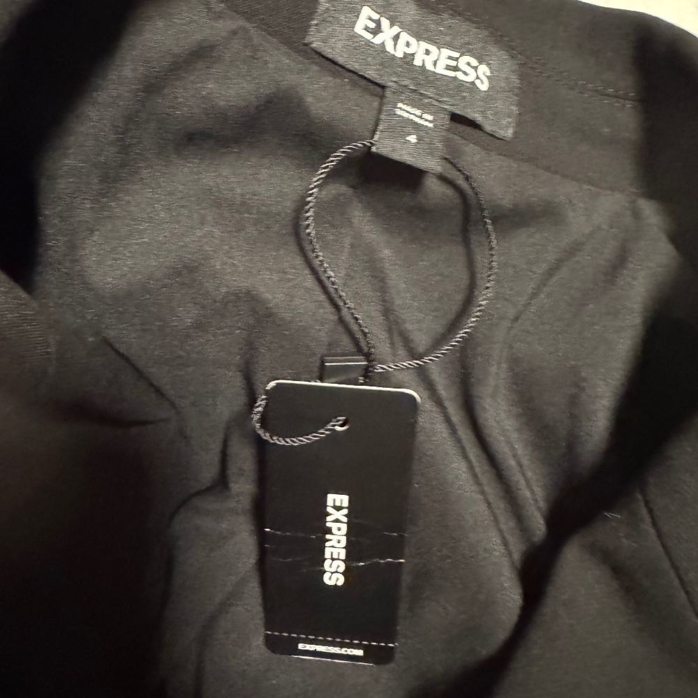 Express Jacket 4 - Picture 11 of 12